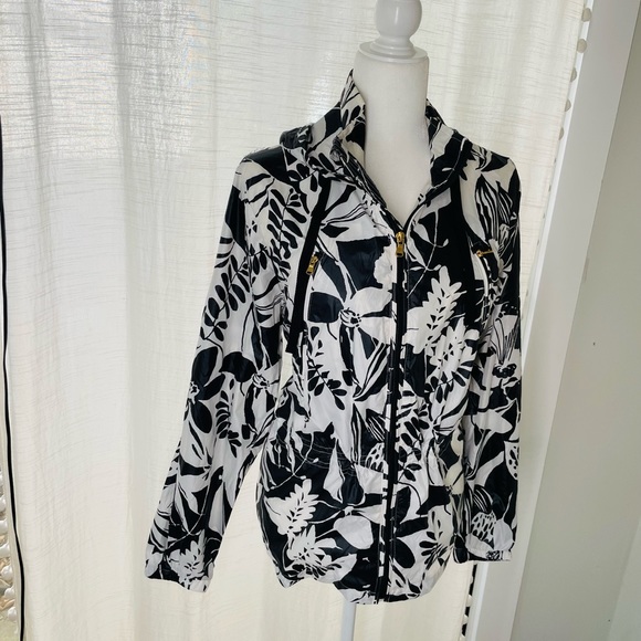 Lauren Ralph Lauren L Black White Floral Hooded Windbreaker Jacket - Picture 2 of 16
